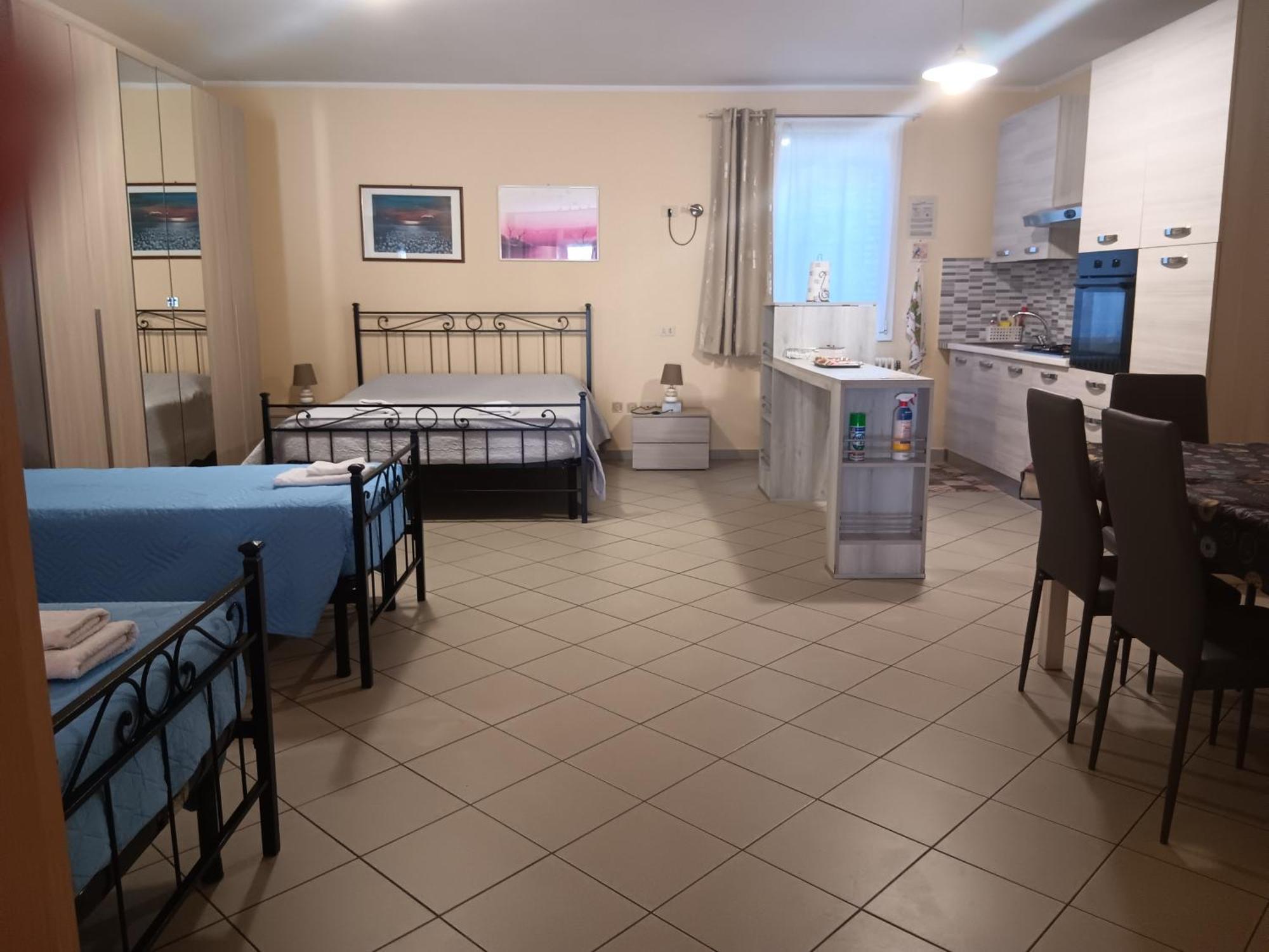 Casa Vacanze Iris, Appartamento Turistico Ravenna Eksteriør billede